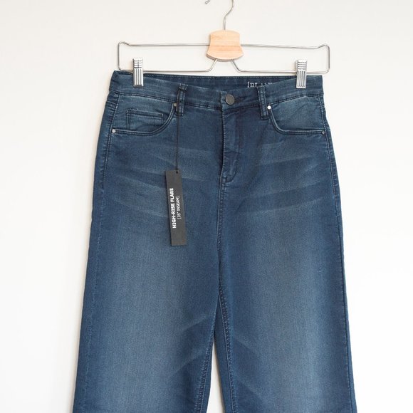 NWT TALL Blank NYC Dark Wash High-Rise Flares - Picture 5 of 11